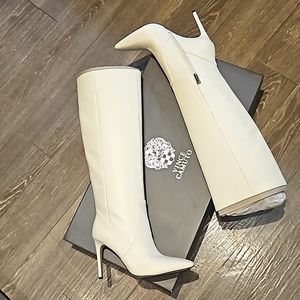 White Vince Camuto pointed toe boots